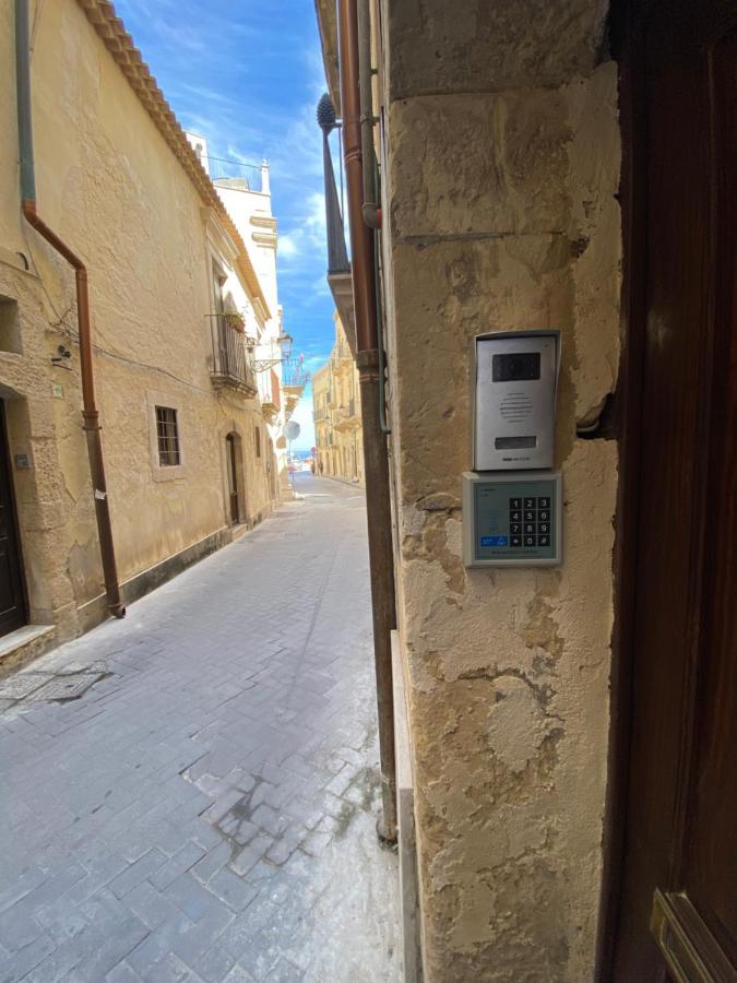Готель Casa 68 Ortigia Syracuse Екстер'єр фото